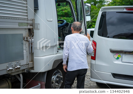 卡車 男人 男 134402946