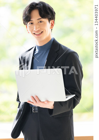 Businessman         134403971