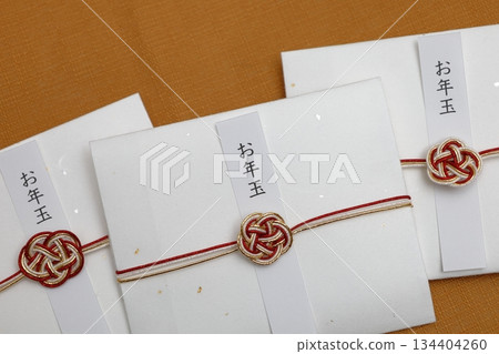 Handmade New Year's gift envelopes 4 134404260
