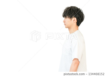 Profile of a smiling young Asian man (men's beauty salon, men's beauty, skin care, men's cosmetology) Profile of a smiling young Asian man (men's beauty salon, men's beauty, skin care, men's cosmetology) 134408152