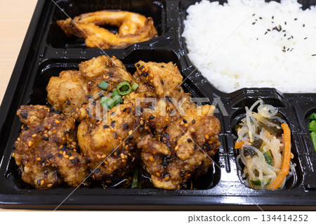 Delicious chicken fried chicken lunch 134414252