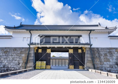 深秋時節，二條城東大手門，京都府京都市 134416009