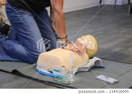 first aid course - company safety - cardiac massage - Basic Life Support first aid course - company safety - cardiac massage - Basic Life Support 134416095