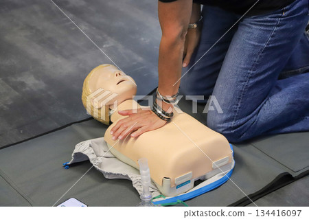 first aid course - company safety - cardiac massage - Basic Life Support first aid course - company safety - cardiac massage - Basic Life Support 134416097