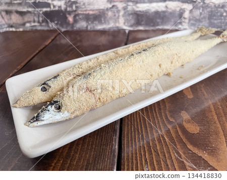 烤秋刀魚米糠醃製：用鹽烤的秋刀魚，用米糠醃製後味道更佳。 134418830