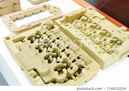 Low pressure sand mold casting parts Low pressure sand mold casting parts 134428204