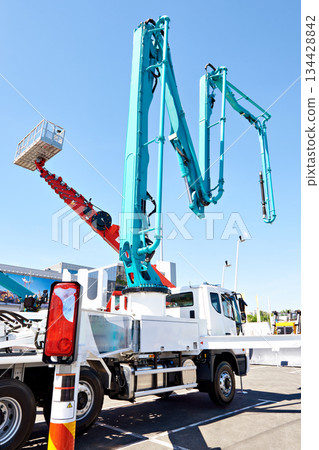 Hydraulic support for truck concrete pump Hydraulic support for truck concrete pump 134428842