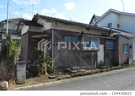 Vacant Japanese houses Vacant Japanese houses 134430625