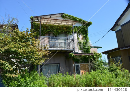 Vacant Japanese houses Vacant Japanese houses 134430628