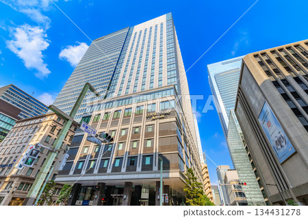 東京中央區京橋市京橋二丁目十字路口附近的城市景觀 134431278