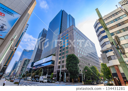 東京中央區京橋市京橋二丁目十字路口附近的城市景觀 134431281