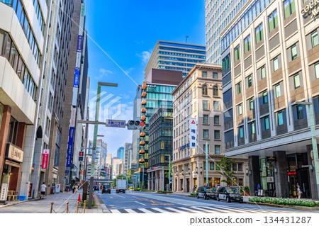 東京中央區京橋市京橋二丁目十字路口附近的城市景觀 134431287