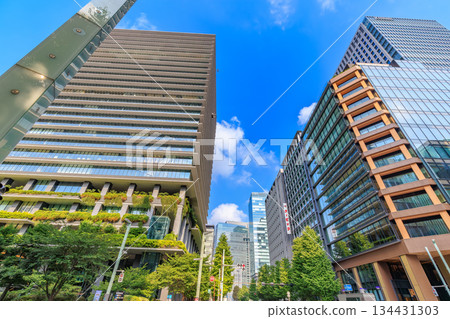 東京中央區京橋交叉路口附近的城市景觀 134431303