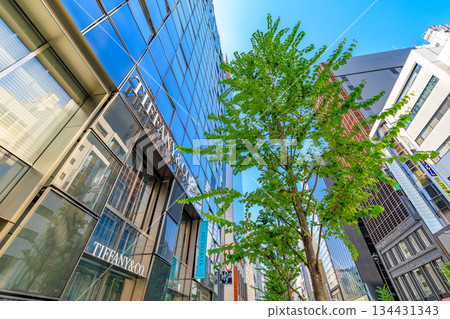 東京中央區銀座城市景觀，靠近銀座一丁目交叉口 134431343