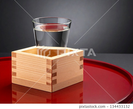 木奇里清酒盛於枡中 木奇里清酒盛於枡中 134433132