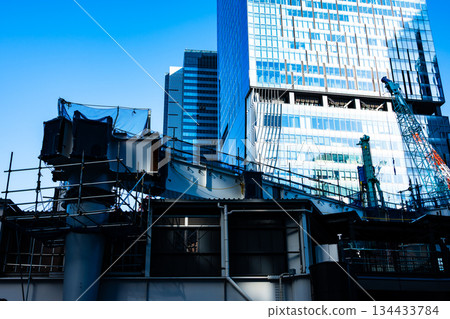 東京變遷:JR澀谷站西口施工中,預計2025年11月底完工(j-2 高飽和度對比) 東京變遷:JR澀谷站西口施工中,預計2025年11月底完工(j-2 高飽和度對比) 134433784