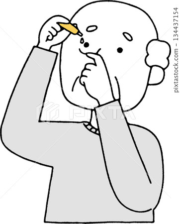 一位老年男子指著單色的眼藥水 一位老年男子指著單色的眼藥水 134437154