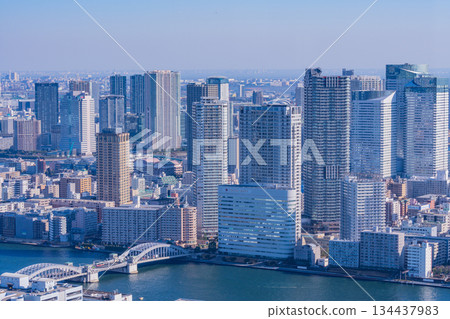 【東京】東京城市景觀，靠近原築地市場 134437983