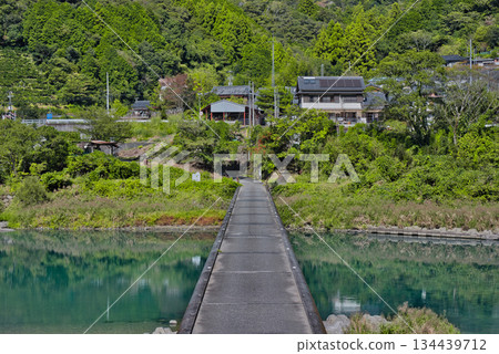 片岡沉沒橋 134439712