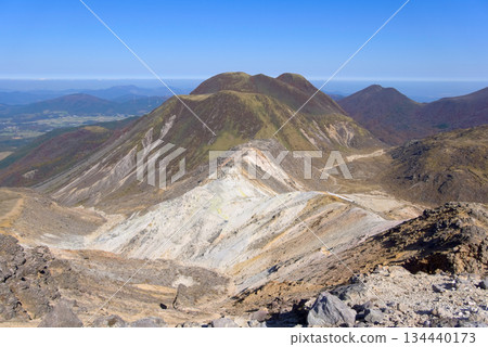 Mount Mimata seen from near Mount Hossho in the Kuju Mountains of Oita Prefecture 134440173