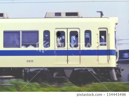 Odakyu 5200 series, car 5556, Ebina-Atsugi, June 8, 1982 Odakyu 5200 series, car 5556, Ebina-Atsugi, June 8, 1982 134443496