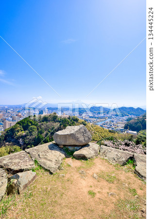 <Tottori Prefecture> Yonago Castle in Spring - Forgotten Stone at the Four-story Tower Ruins - April 134445224