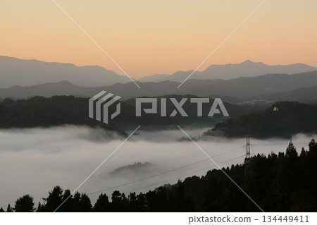 Shiba Pass Sea of Clouds Morning Glow Dawn 134449411