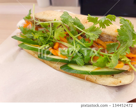 Banh Mi 越南三明治 134452472