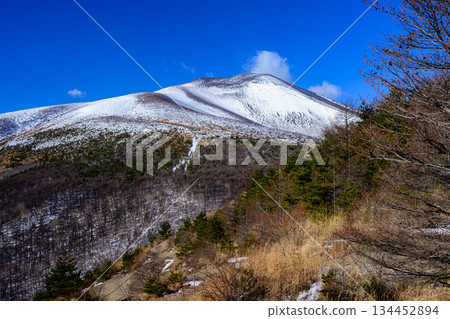 Mt. Asama in the crown of snow Mt. Asama in the crown of snow 134452894