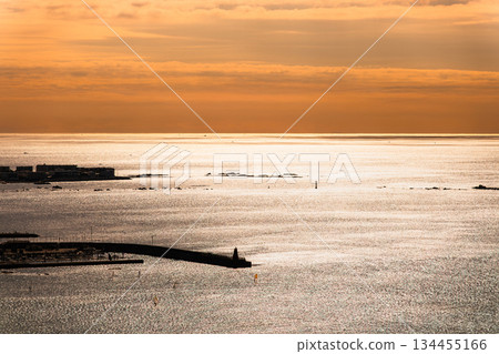 Sagami Bay sparkling in the winter sunlight - Evening view Sagami Bay sparkling in the winter sunlight - Evening view 134455166