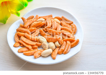 柿子籽作為茶點 134456770