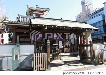 東京都江東區富岡市永大寺內的大榮山金剛神 東京都江東區富岡市永大寺內的大榮山金剛神 134456944