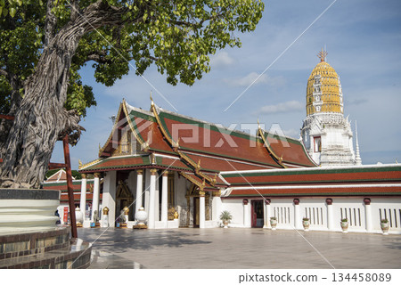 THAILAND PHITSANULOK WAT PHRA SI RATTANA MAHATHAT 134458089