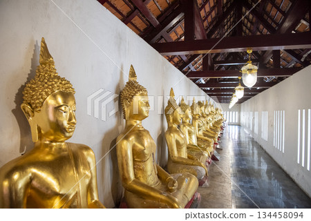 THAILAND PHITSANULOK WAT PHRA SI RATTANA MAHATHAT 134458094