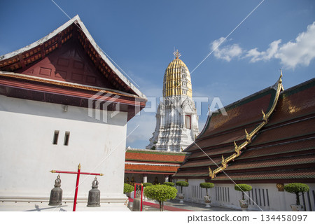 THAILAND PHITSANULOK WAT PHRA SI RATTANA MAHATHAT 134458097