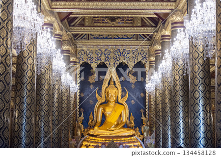 THAILAND PHITSANULOK WAT PHRA SI RATTANA MAHATHAT 134458128