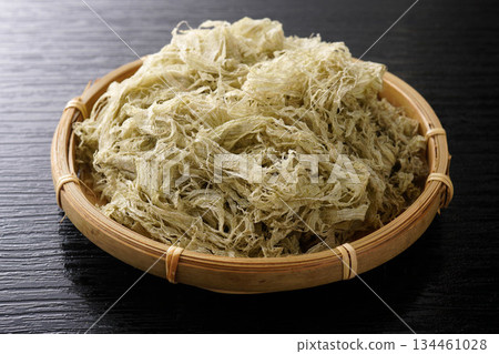 Tororo kelp 134461028