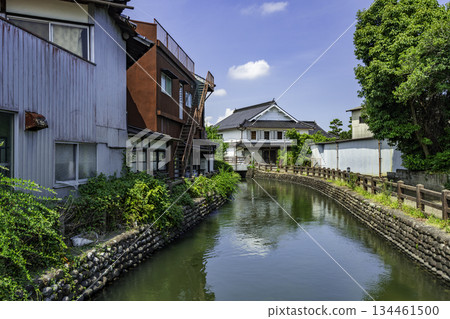 Chikugo Yoshii, Townscape along Minami Shinkawa River, Ukiha City, Fukuoka Prefecture 134461500