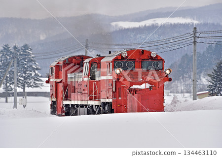 Sekihoku Main Line Ikaushi-Aibetsu JR Hokkaido DE15-1543 (Asahikawa) Russell Regular snow removal train Regular removal 134463110