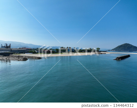 愛媛郡松山市門奇奇海灘 134464312