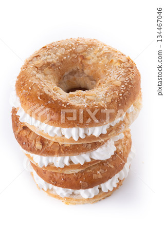 Traditional Spanish Roscon de Reyes with christmas decoration Traditional Spanish Roscon de Reyes with christmas decoration 134467046