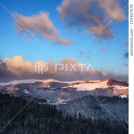 mountain landscape mountain landscape 134467676