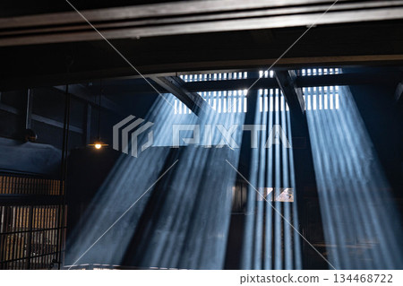 [光束素材] 妻子籠宿脅本陣奧谷的光束，冬季的特色【長野縣】 134468722