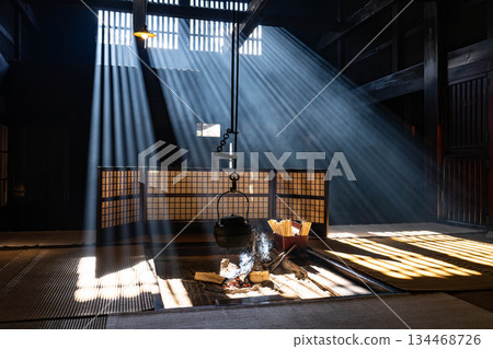 [光束素材] 妻子籠宿脅本陣奧谷的光束，冬季的特色【長野縣】 134468726