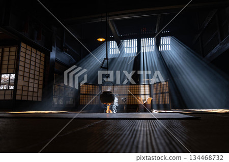 [光束素材] 妻子籠宿脅本陣奧谷的光束，冬季的特色【長野縣】 134468732