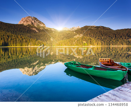 lake lake 134468958