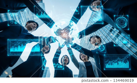 團隊合作與連結世界的全球業務 團隊合作與連結世界的全球業務 134469019