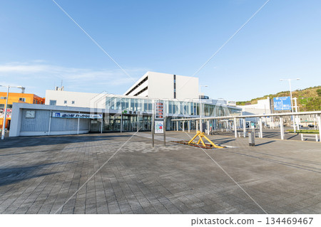 北海道稚內－日本最北端的車站，晴朗天氣下的JR稚內站和稚內路邊站 134469467