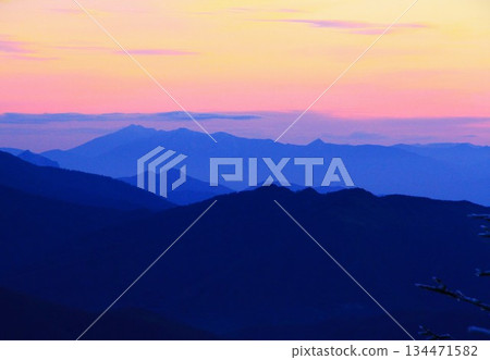 Shiga Kogen Shibu Pass Sea of Clouds Morning Glow Dawn Shiga Kogen Shibu Pass Sea of Clouds Morning Glow Dawn 134471582