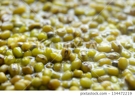 Boiled mung bean in the water. Close-up 134472219